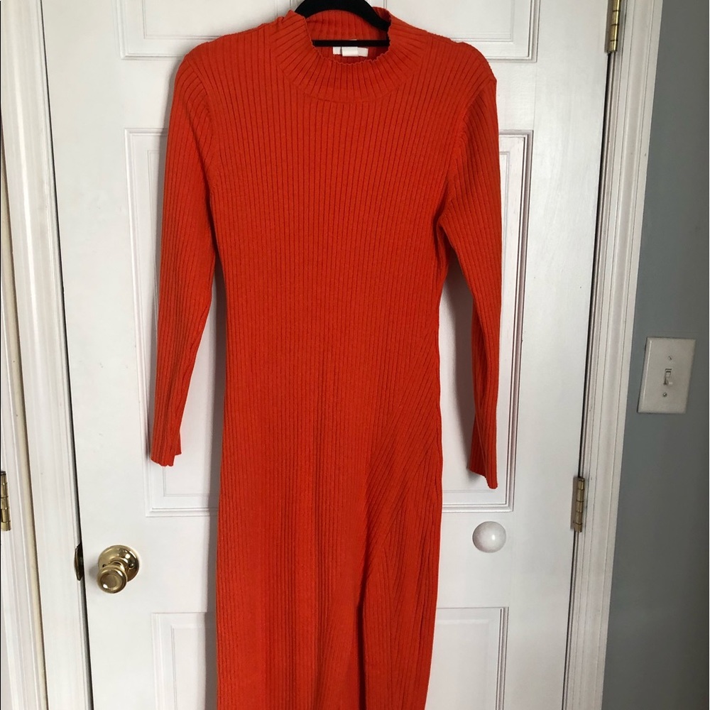 Midi-length bodycon dress never worn